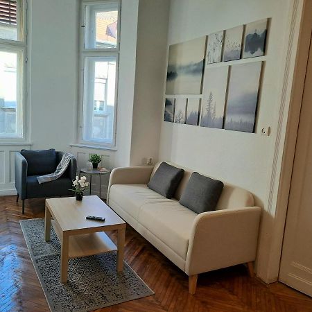 Emerald Apartment ブダペスト エクステリア 写真