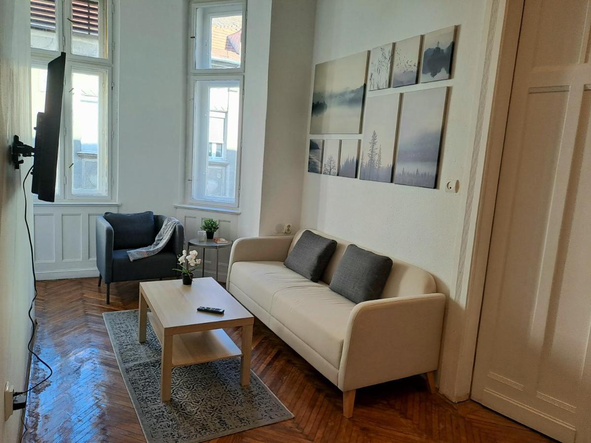 Emerald Apartment ブダペスト エクステリア 写真