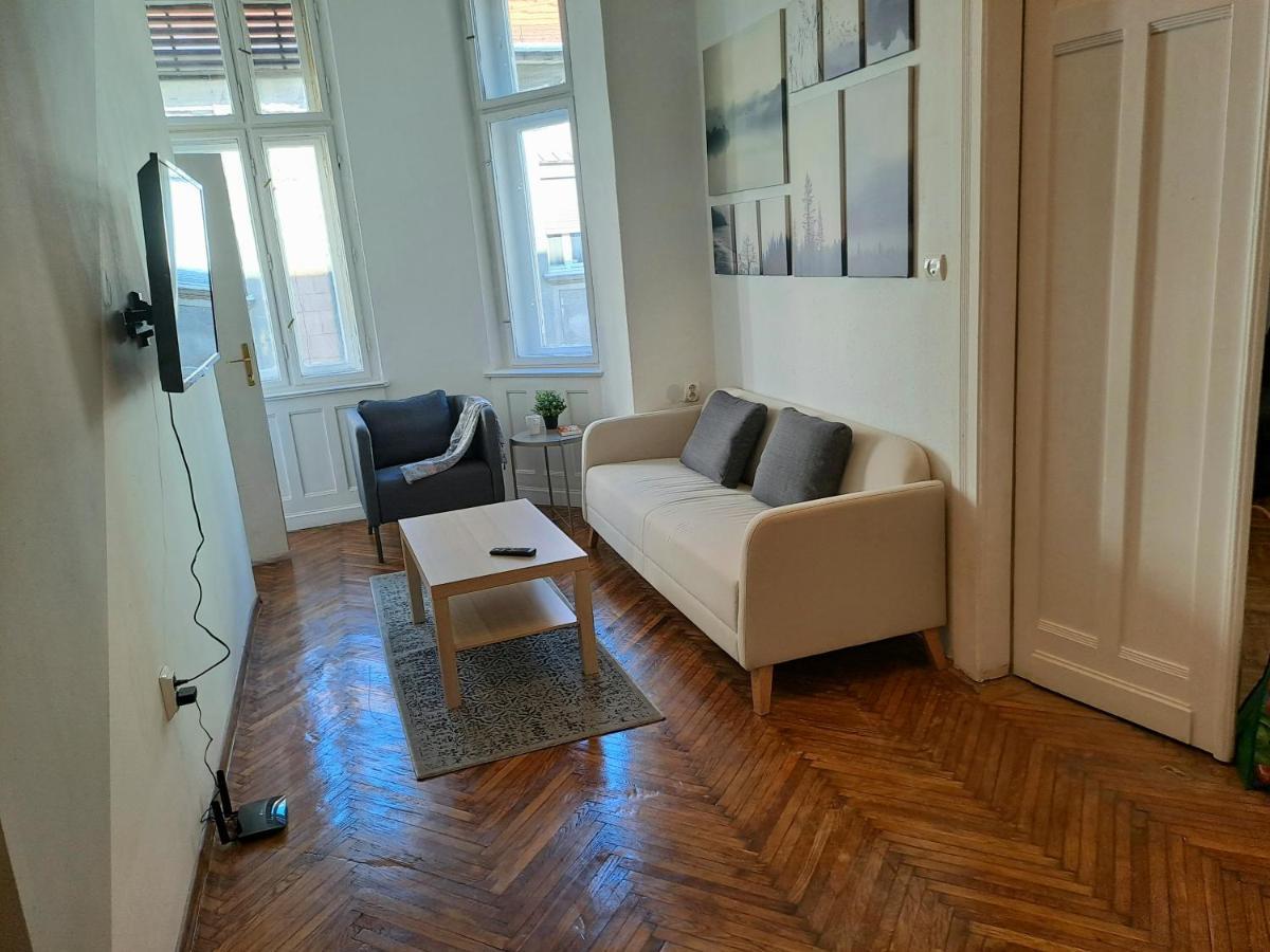 Emerald Apartment ブダペスト エクステリア 写真