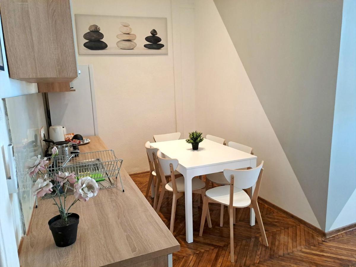 Emerald Apartment ブダペスト エクステリア 写真